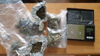 Kryminalni z Dębna zabezpieczyli marihuanę i zlikwidowali uprawę konopi