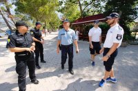 policjant z OPP nad Adriatykiem