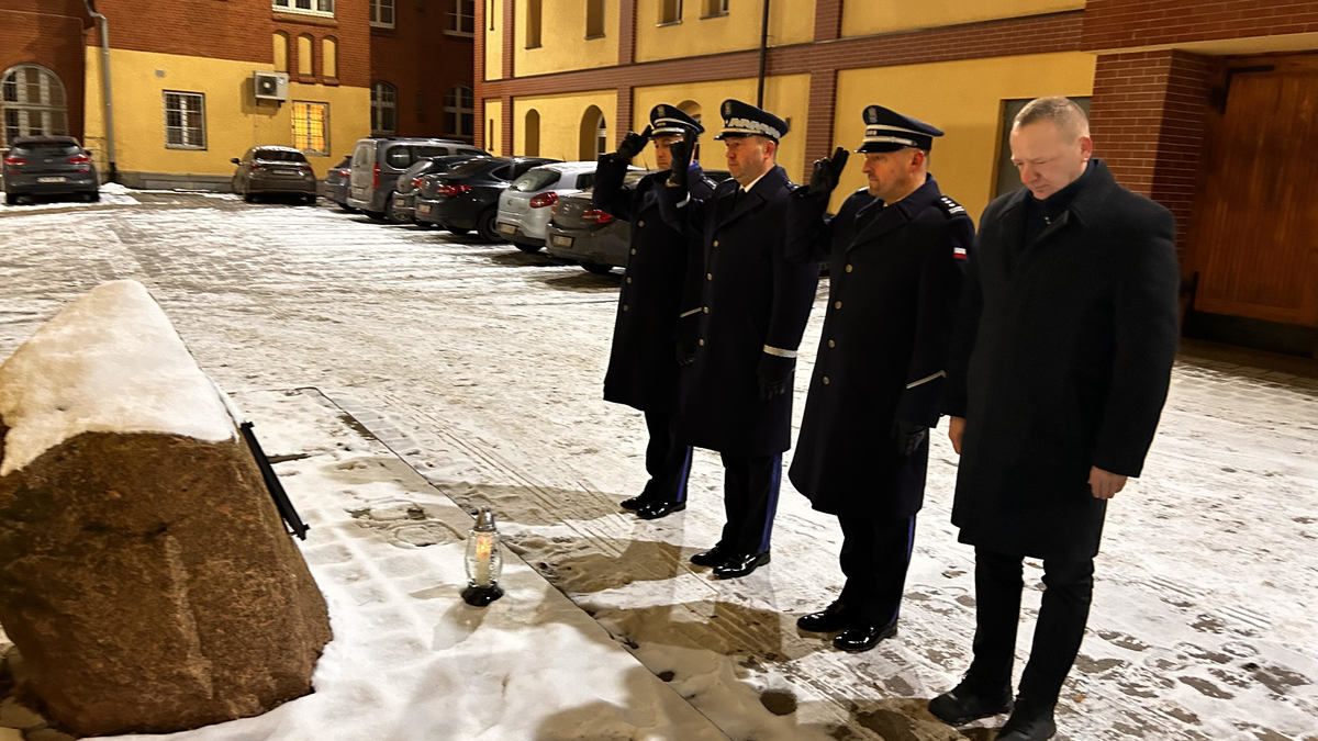 Oddaliśmy cześć Naszym Kolegom Aktualności Policja Zachodniopomorska