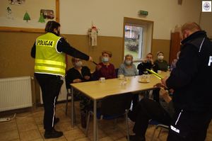 policjanci na prelekcji