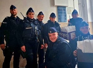 policjanci z wizytą w placówce oświatowej w Świnoujściu