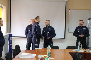 Podziękowanie za dotychczasową pracę, gratulacje awansu i nowych wyzwań