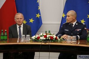 Uroczyste spotkanie z laureatami XVII edycji Ogólnopolskiego Konkursu „Policjant, który mi pomógł”