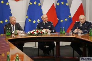 Uroczyste spotkanie z laureatami XVII edycji Ogólnopolskiego Konkursu „Policjant, który mi pomógł”