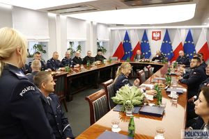 Uroczyste spotkanie z laureatami XVII edycji Ogólnopolskiego Konkursu „Policjant, który mi pomógł”