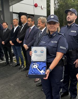 Uroczyste otwarcie nowego Posterunku Policji w Brojcach