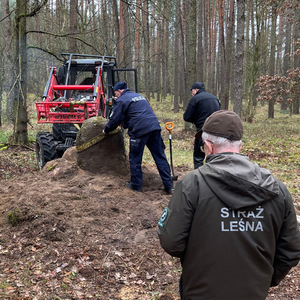 Dzięki zaangażowaniu policjanta z KWP w Szczecinie pomnik Wilhelma Hohenzollerna wrócił na swoje miejsce.