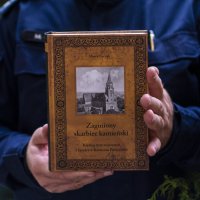 książka „Zaginiony skarbiec kamieński. Katalog strat wojennych z katedry w Kamieniu Pomorskim”