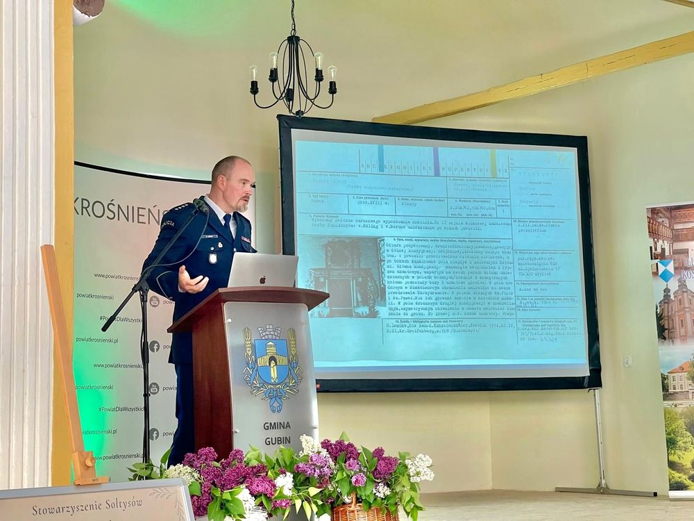 Odzyskana 400-letnia płyta wróciła do miejsca skąd została ukradziona